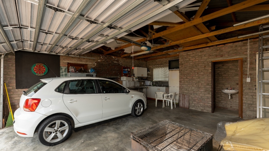 3 Bedroom Property for Sale in Struisbaai Western Cape